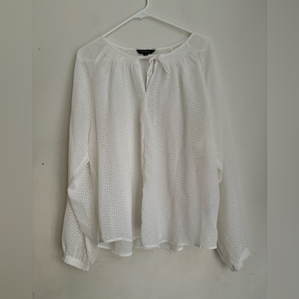 BANANA REPUBLIC white Sheer Dotted Blouse size XL NWT work/casual/classic